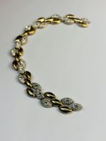 Gold and White Contrast Zircon-Embedded Oval Link Necklace - Image 3
